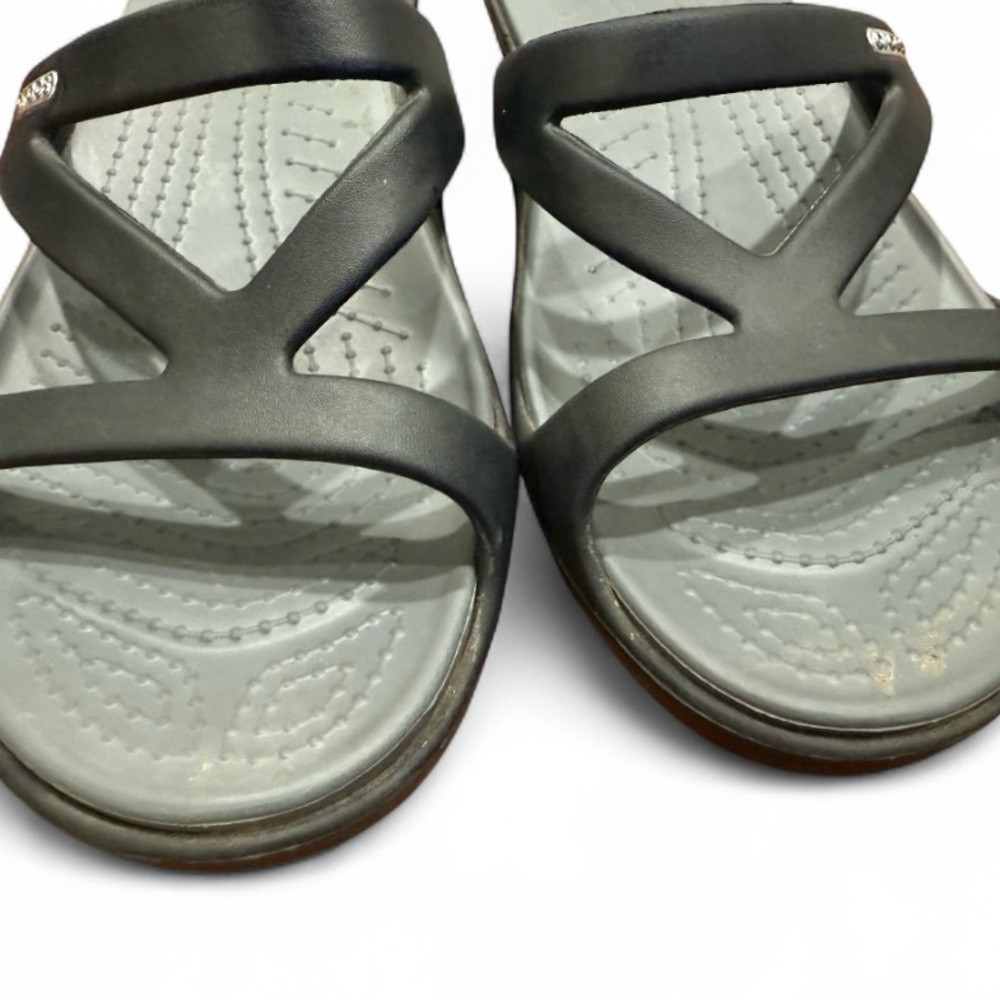 Crocs Women's Sandals Size 10 Black - Picture 4 of 7
